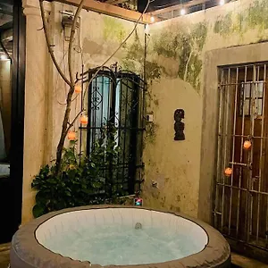 House Dzalbay Santa Lucia With Hot Tub Сasa de vacaciones